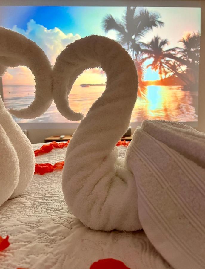 Bioty Chill & Spa Le Blanc-Mesnil Bagian luar foto