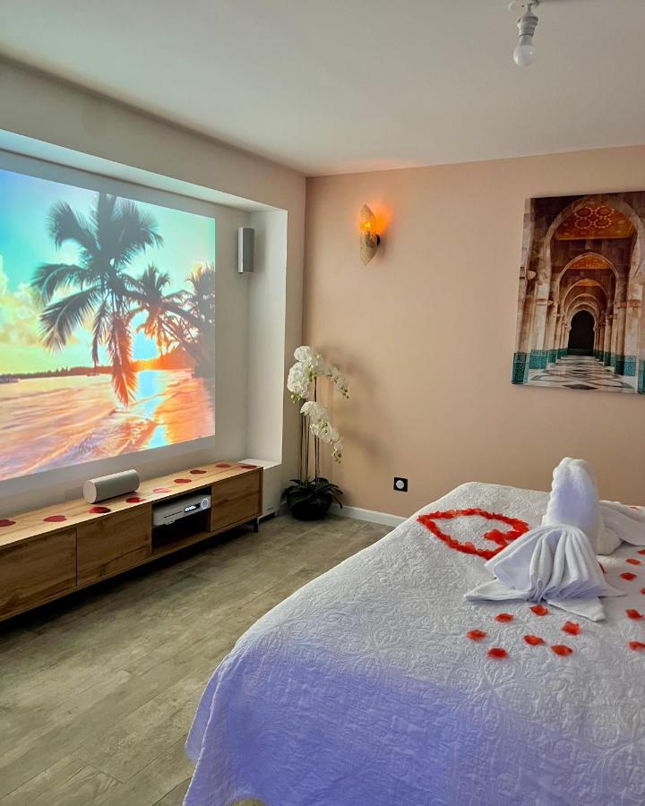 Bioty Chill & Spa Le Blanc-Mesnil Bagian luar foto