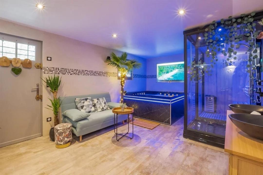 Bioty Chill & Spa Le Blanc-Mesnil Bagian luar foto
